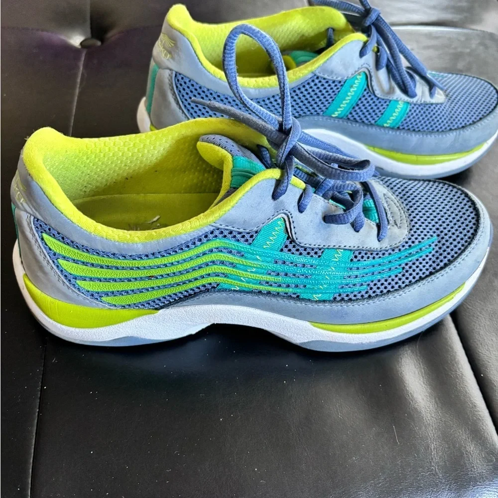 Dansko Athletic Shoes Blue and Green Breathable Mesh